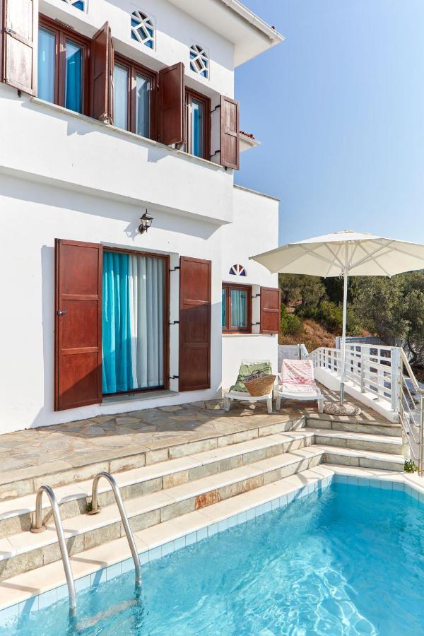 Leda Village Resort Chorto Exterior photo